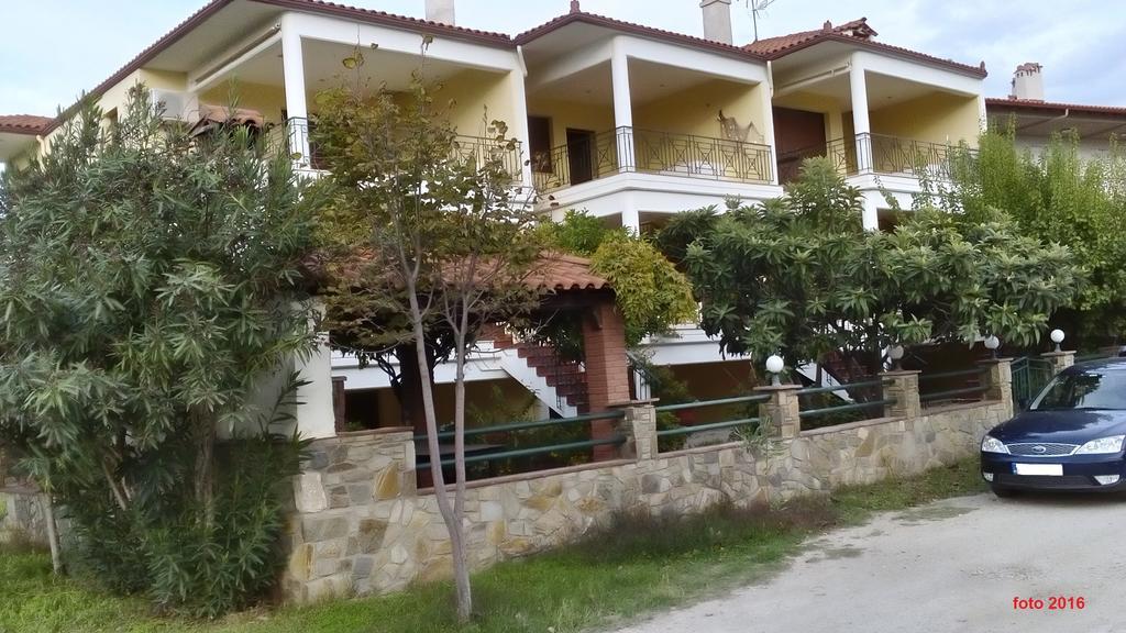 Natalia'S Apartments Никити Экстерьер фото